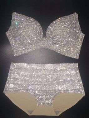 Bikini z cyrkoni